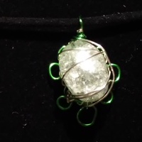 Silvery Green Crackle Stone and Green and Silver Color Copper Wire Curls Woven Pendant Necklace - Thumbnail 1