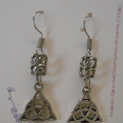 Chain maille triquetra earrings