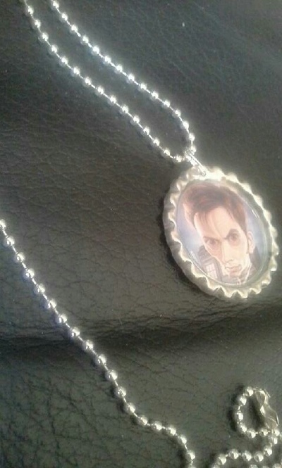 Dr. who distorted bottle cap ball chain necklace