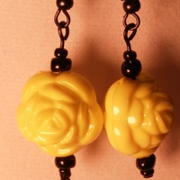 Periwinkle and Yellow/Black Rose Shaped Acrylic Beaded Earrings - Thumbnail 1