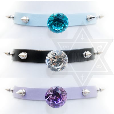 Diamond girl choker