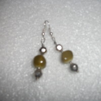 Beautiful Green, Jade nugget earrings with Silver accents - Thumbnail 1