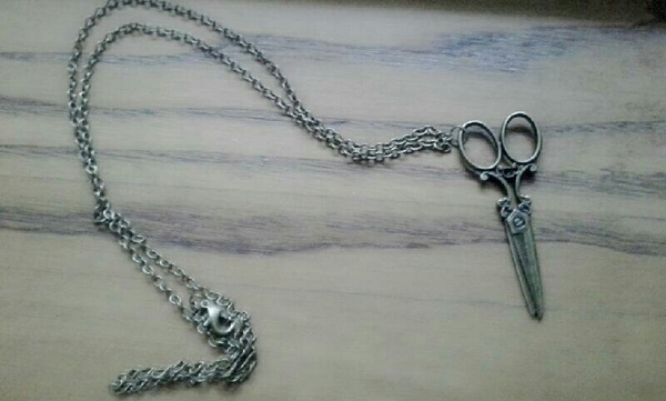 Bronze Tone Elegant Steampunk Scissors Necklace