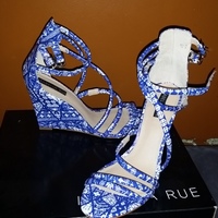 Geo Print Wedge Sandals Size 9 - Thumbnail 1