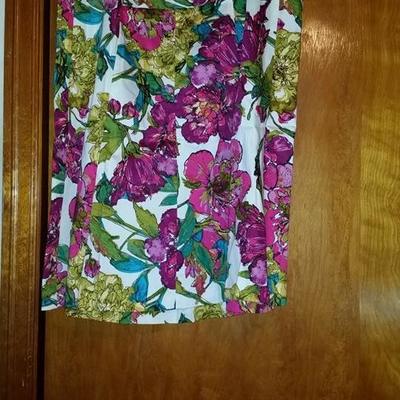 Floral skirt size 20w