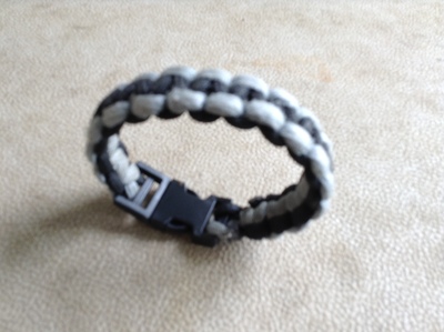 Survival bracelet