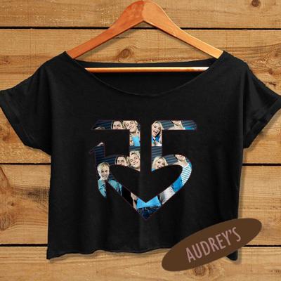 Women's crop top r5 shirt family crop tee r5 - Thumbnail 1
