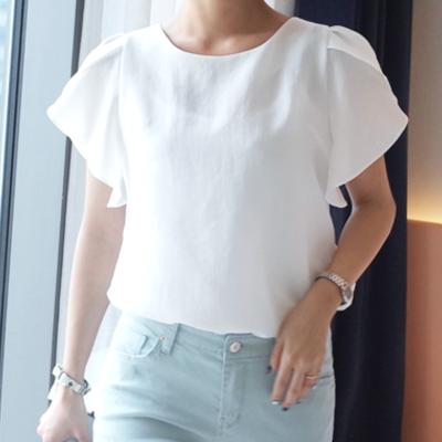 Tulip sleeve blouse