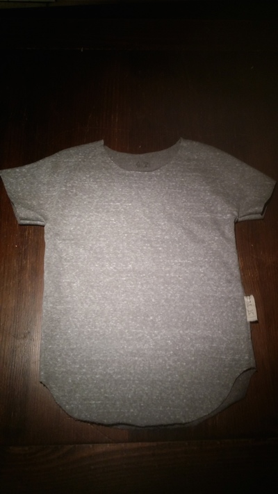 Raw-Edged Short Sleeved Sweatshirt Tuniek