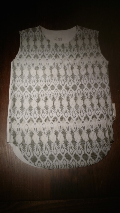 Raw-Edged Sleeveless Tee