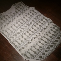 Raw-Edged Sleeveless Tee - Thumbnail 2