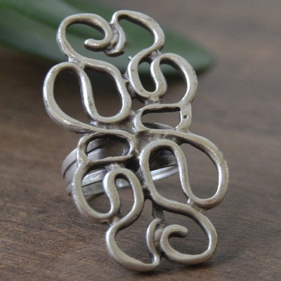 Opulent swirl ring