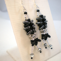 Black and Silver Woven Dangle Earrings - Thumbnail 1