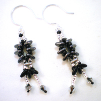 Black and Silver Woven Dangle Earrings - Thumbnail 2