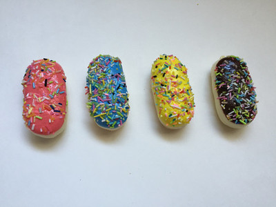  Sprinkled Eclair Squishy With Cell Phone Strap