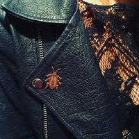 Chuckroach Pin - Thumbnail 2