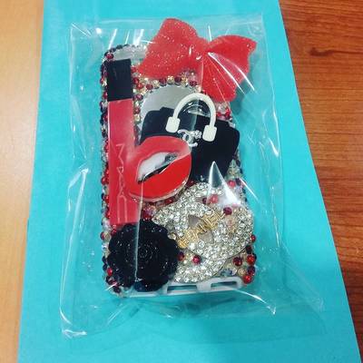 5c Designer Diva in RED