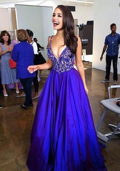 Floor Length Sexy V-neck Organza Backless Blue Evening/Formal/Prom Dress With Appliques Lace Ruffles