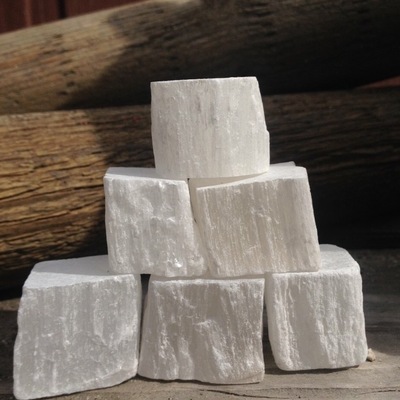 Selenite cubes