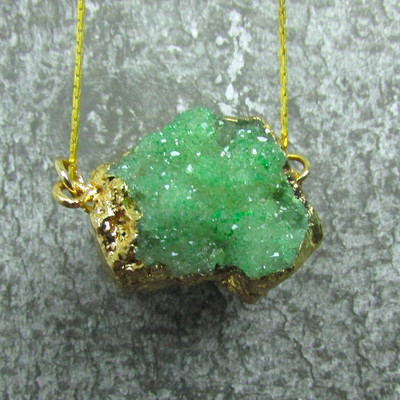 Small gold plated green cluster