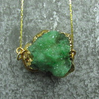 Small Gold Plated Green Cluster - Thumbnail 1