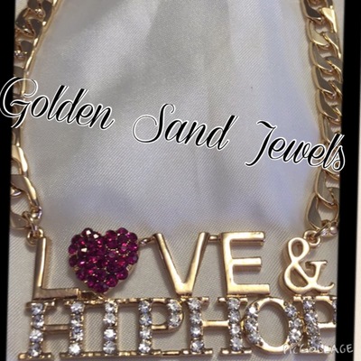 Love and hip hop necklace - Thumbnail 4