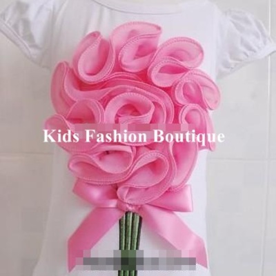 White & pink 3-d flower top