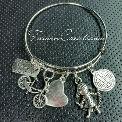 Kids expandable custom bracelets