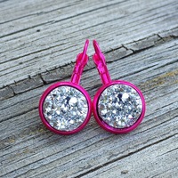 12mm Hot Pink/Red Mermaid Drop Earrings with Hot Pink Setting - Thumbnail 2