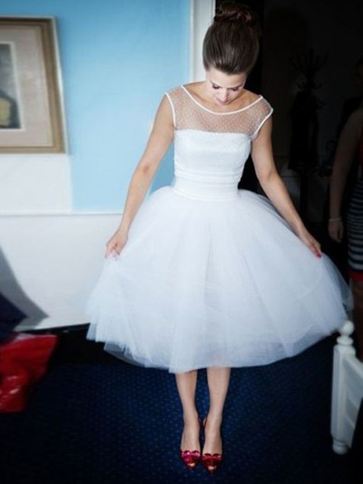 cheap wedding Dresses,White A-line Scoop Knee-length Tulle Evening Dress Wedding Dresses 9689