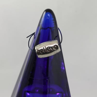 Stemware charms (believe in hearts)