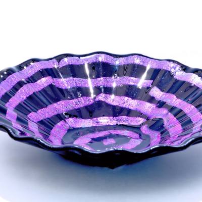 Dichroic spiral bowl