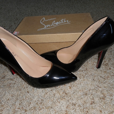 Black "red bottom" heels (not authentic)