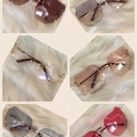 VIEWS Frames - Thumbnail 1