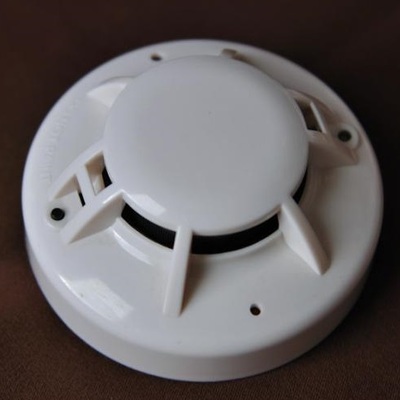 Smoke detector 4-wire with relay output dc powered