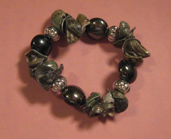 Stretch Shell Bracelet