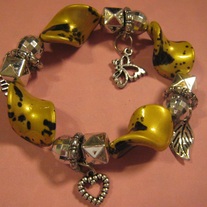 Stretch Shell Bracelet