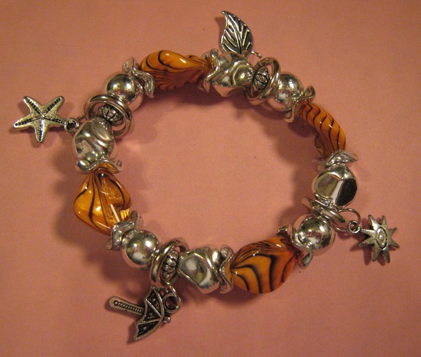 Stretch Shell Bracelet