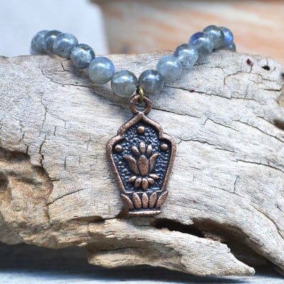 Labradorite stone bracelet, stretch bracelet, stone bracelet, lotus flower charm bracelet, yoga bracelet, zen jewelry - Thumbnail 1