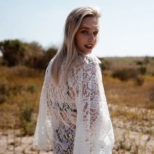 Joy Kimono - Thumbnail 1