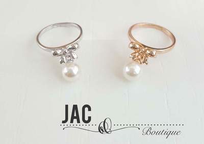 Bow with Pearl - Charm Ring
