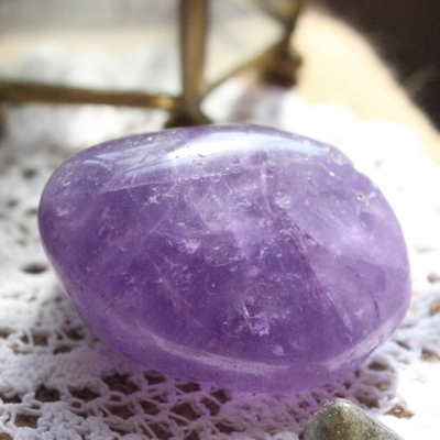 Amethyst palm stone