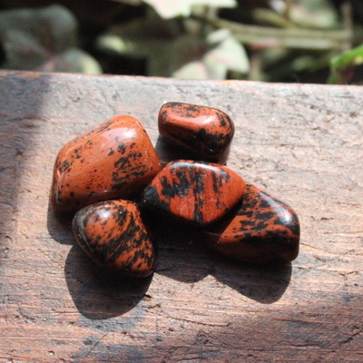 Tumbled mahogany obsidian