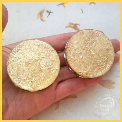 Pure gold plugs for stretched ears