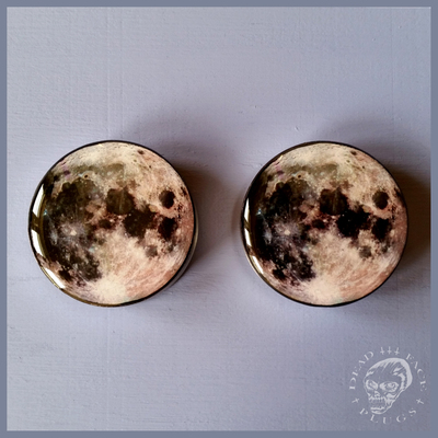 Fly me to the moon plugs for stretched ears
