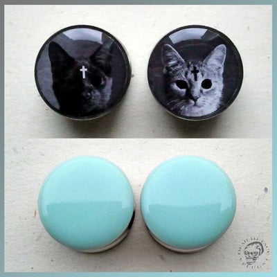 Cats + mint reversible plugs for stretched ears