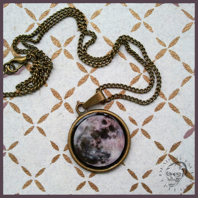 Necklace moon in bronze - customized lenght