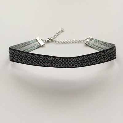 Mermaid choker