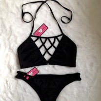 Caught Up Bikini Set - Thumbnail 3