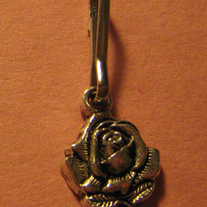 Rose Zipper Pull